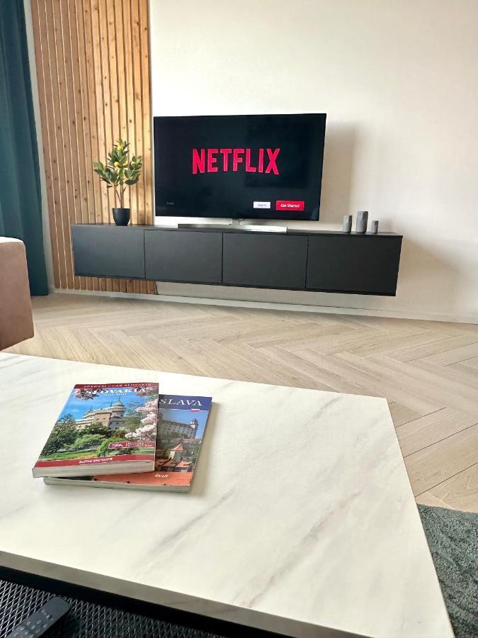 Luxusny Na 21 Poschodi S Parkovanim Zadarmo Ba * Pressburg